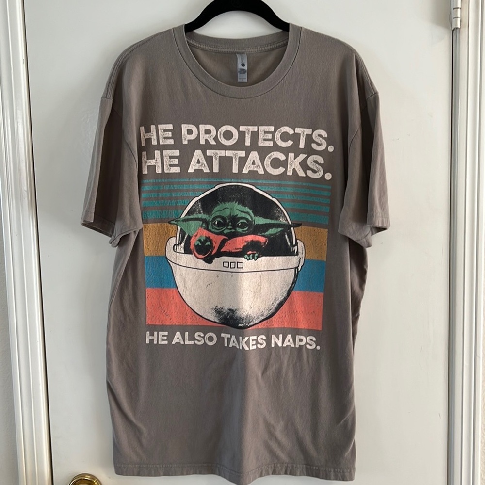 Grogu, baby Yoda, t-shirt. The Mandalorian Star Wars